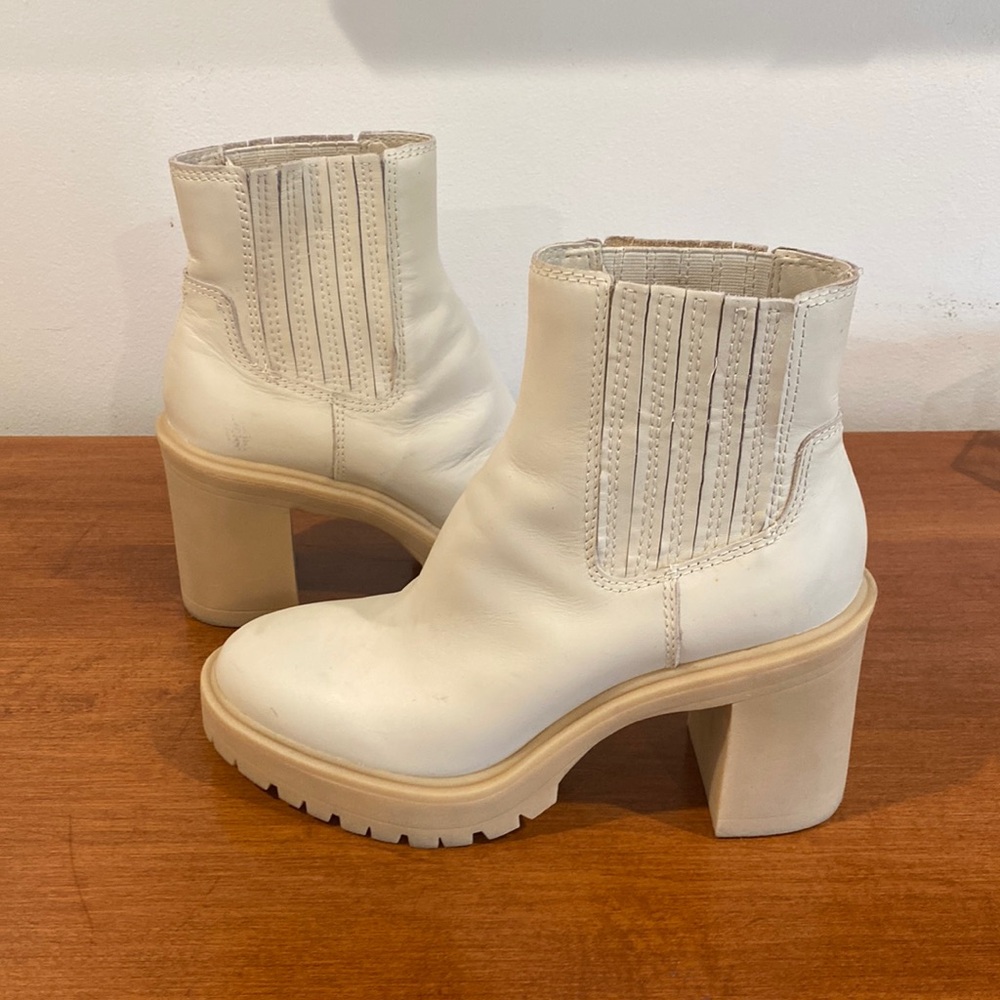 Dulce Vita boots